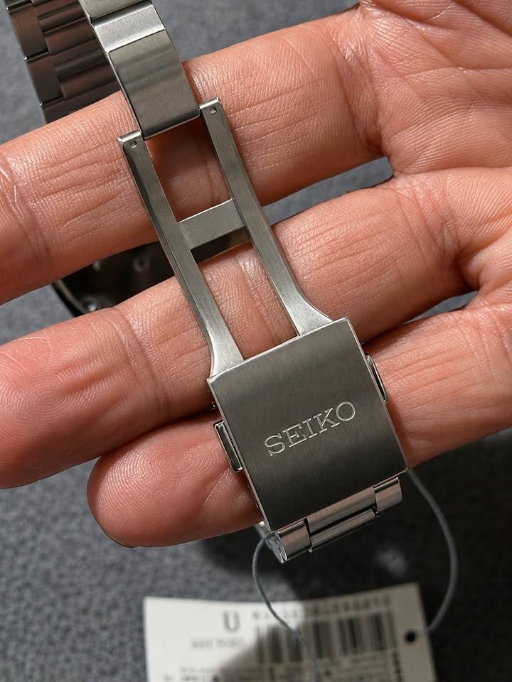 Seiko Prospex Speedtimer Solar Chronograph Green 39mm – SSC933 / SBDL107