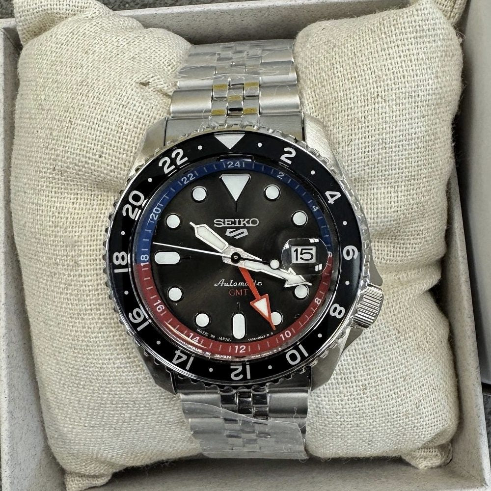 Seiko 5 Sports Automatic GMT Charcoal Grey – SSK019K1